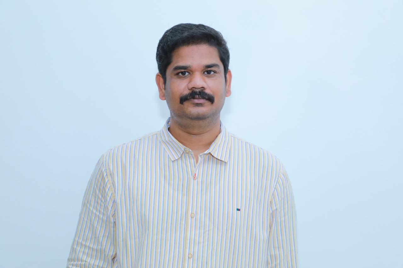 Mr. R. Muthukumar - Correspondent